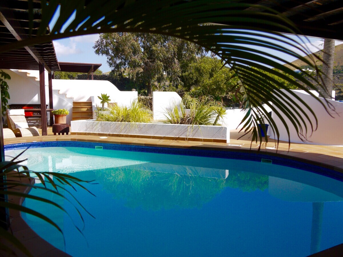 MAGICAL RETREAT CENTRE FOR SALE IN THE SUNNY CANARY ISLANDS - RetreatHub
